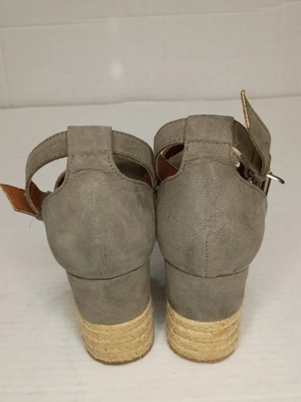 Steve Madden Apolo Taupe Espadrille Wedge Sandals Women’s Size 9M